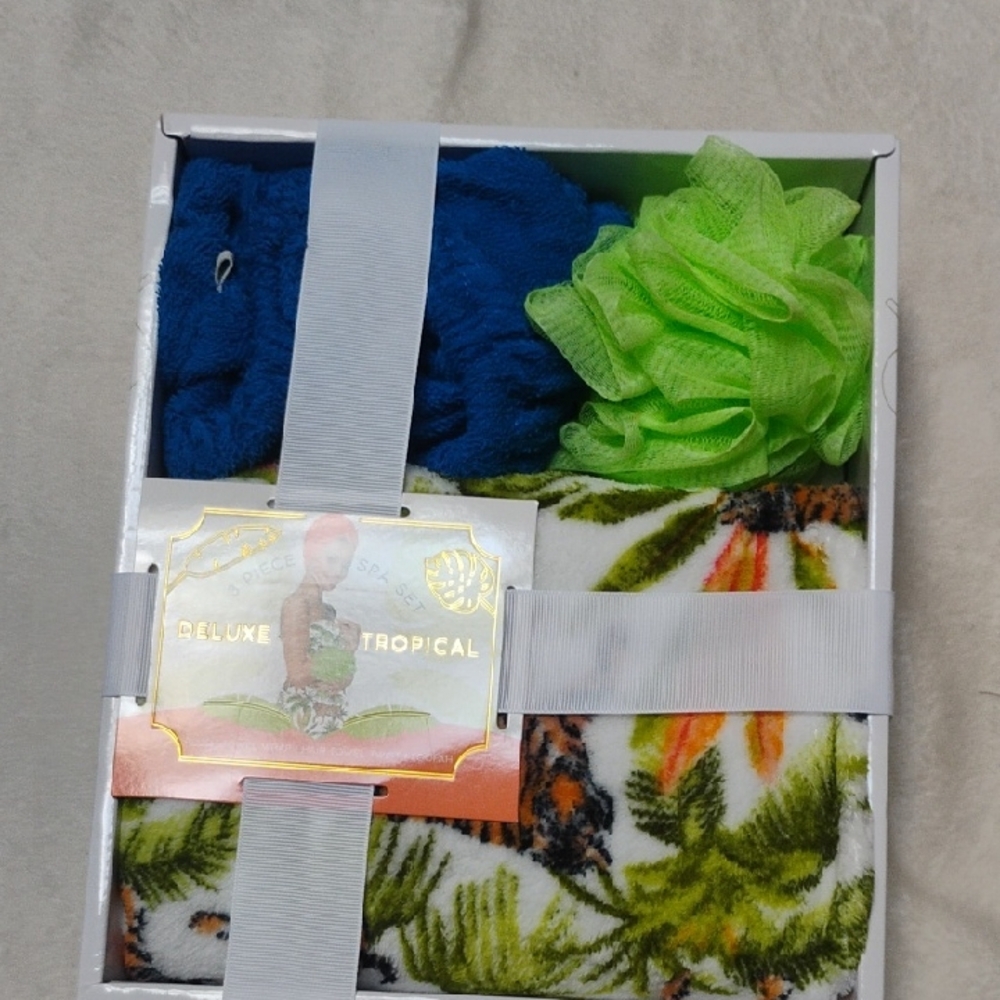 Women's Accessory Set - Blue and Green